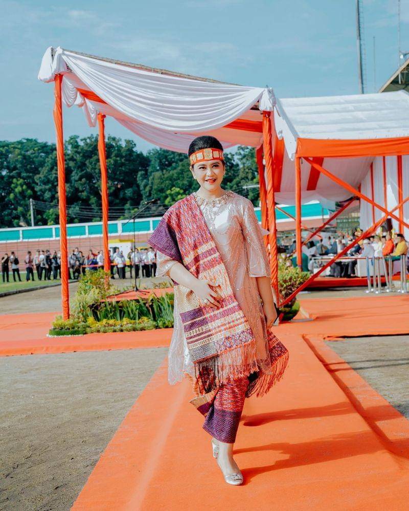 Instagram.com/ayanggkahiyang